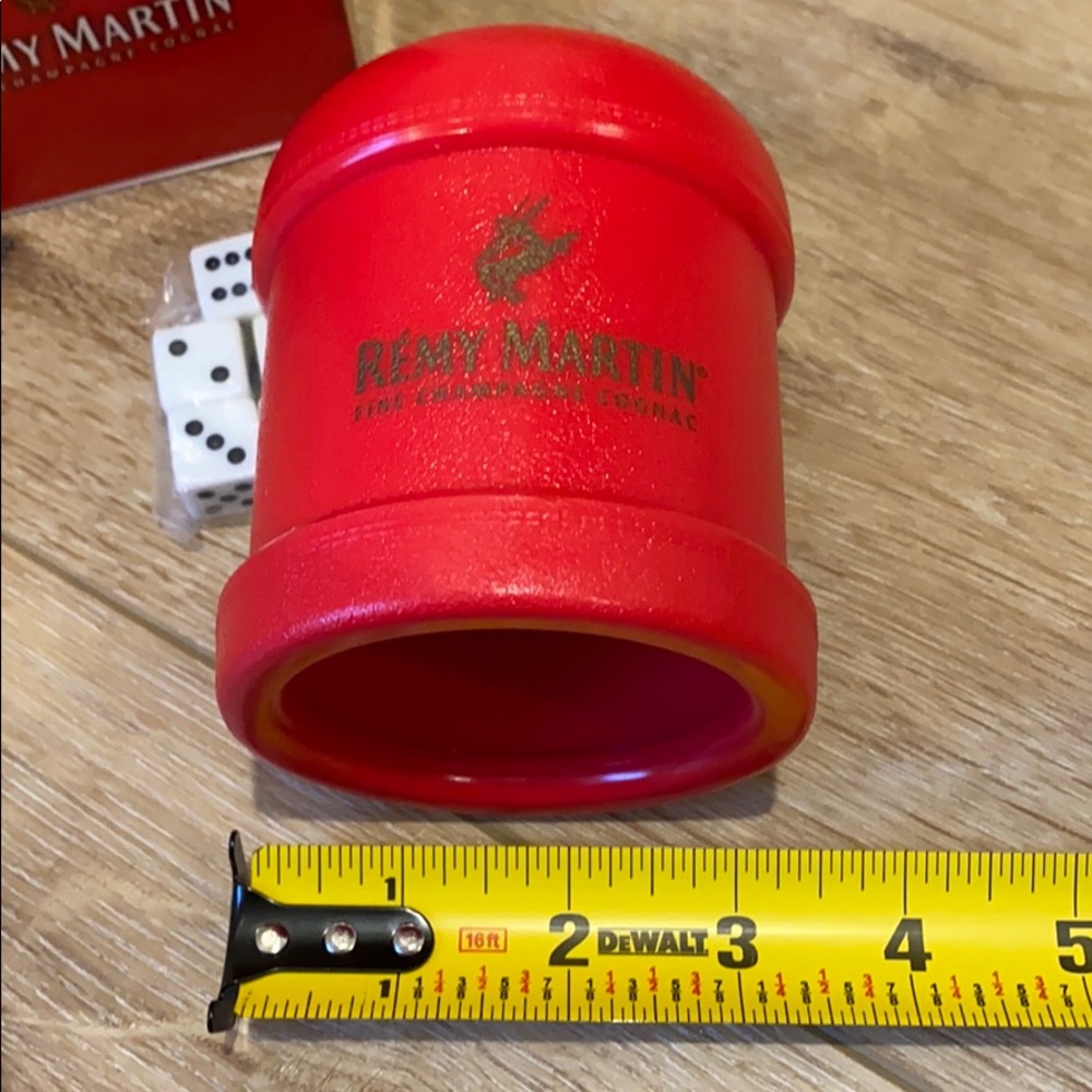 Remy Martin Limited Edition Dice Shaker - Picture 3 of 4